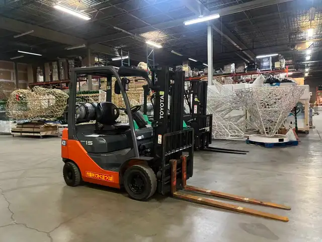 Toyota LPG 3300lpg forklift - Photo 3