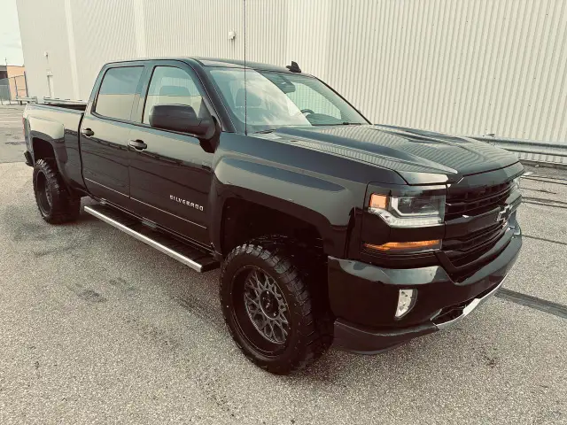 2018 Chevrolet Silverado 1500 4WD Crew Cab 2LT Z71 Lifted Custom - Photo 8