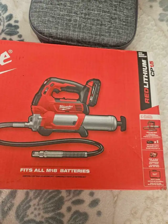 Ensemble de Graisseur à batterie Milwaukee - Photo 2