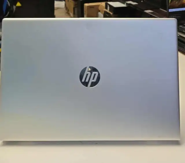 HP ProBook 650 G4 i5-8350U 8Go DDR4 SSD 256Go NVMe DVD 15,6po - Photo 4