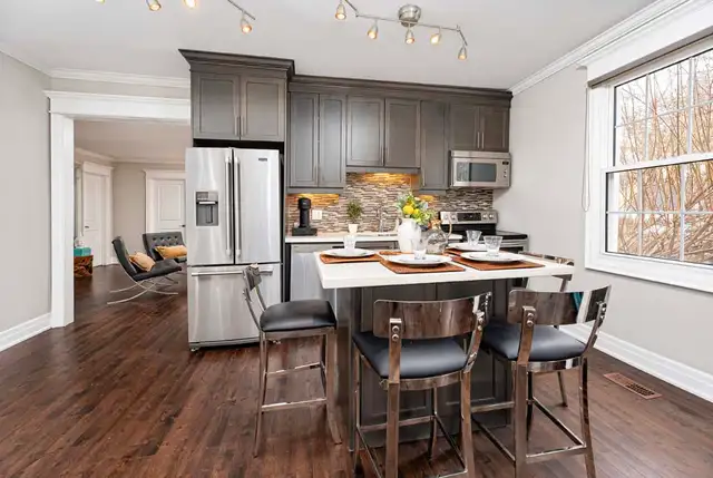 A little slice of cottage country…right in the heart of Markham - Photo 2