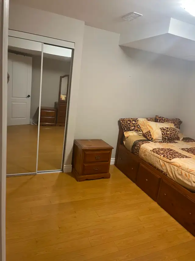 Room for Rent in Brampton - Photo 2