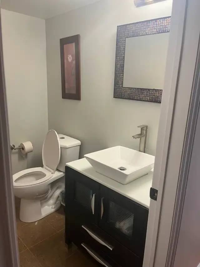 Room for Rent in Brampton - Photo 4