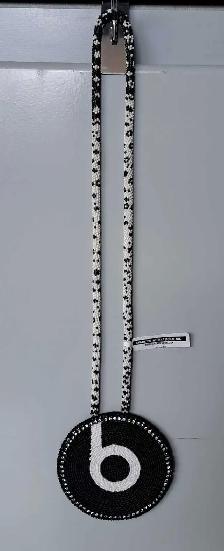 Beaded Beats Medallion (30807261)