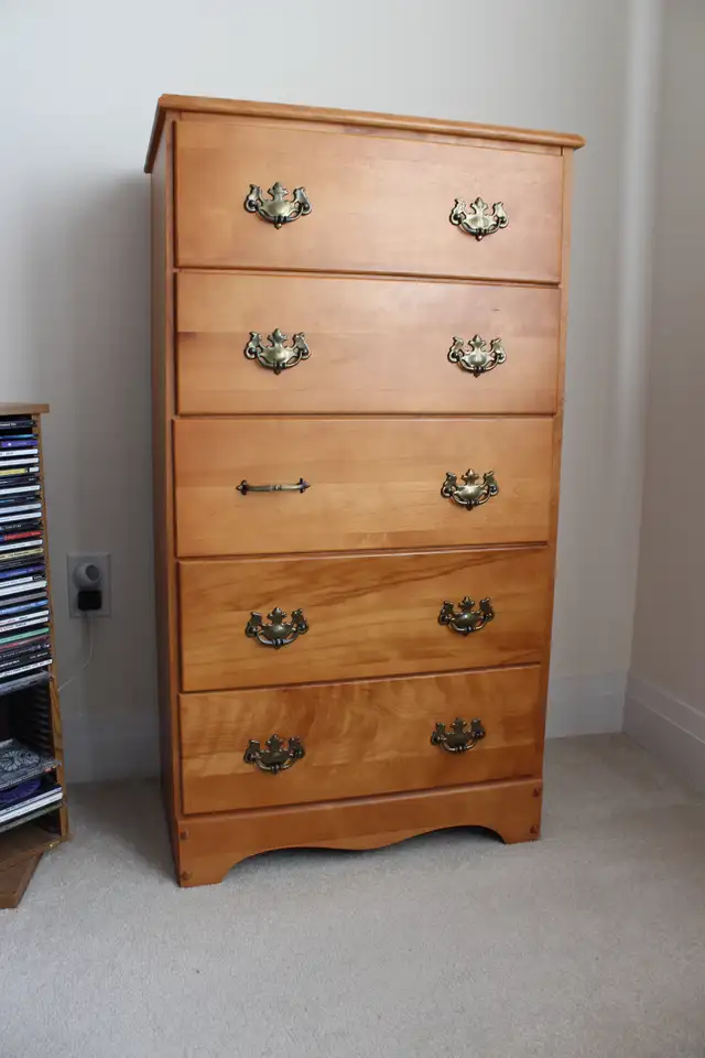 5 Drawer Dresser