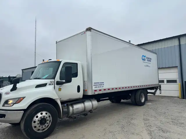 DELIVERY AND PICK UP DRIVER WANTED
