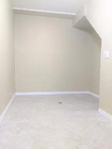 LARGE 1 BEDROOM DEN-LOWER APT-UTILITIES INCLUDED-WEST KITCHENER - Photo 8