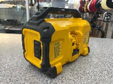 DeWalt DCR010 BT Jobsite Speaker - Photo 2