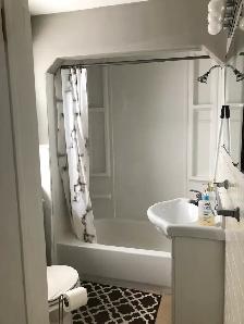 Sublet - Room for Rent in McMaster Student House - Photo 6