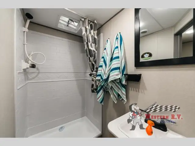 2026 Coachmen RV Catalina Summit Series 8 231BHS - Photo 10