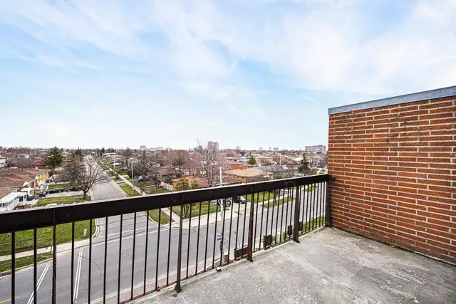 2 Bedroom Apartment for Rent - 7230 Darcel Ave - Photo 4