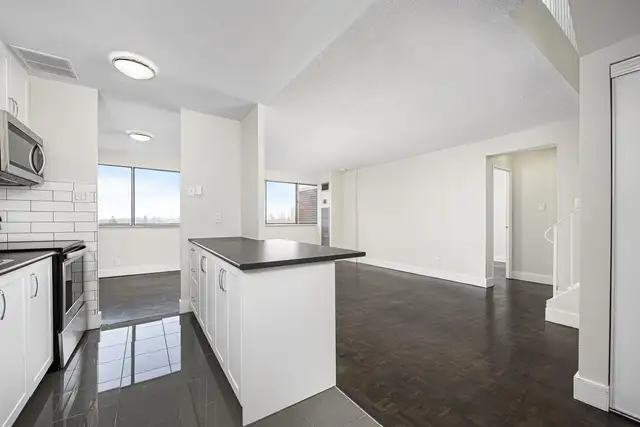 2 Bedroom Apartment for Rent - 7230 Darcel Ave - Photo 13