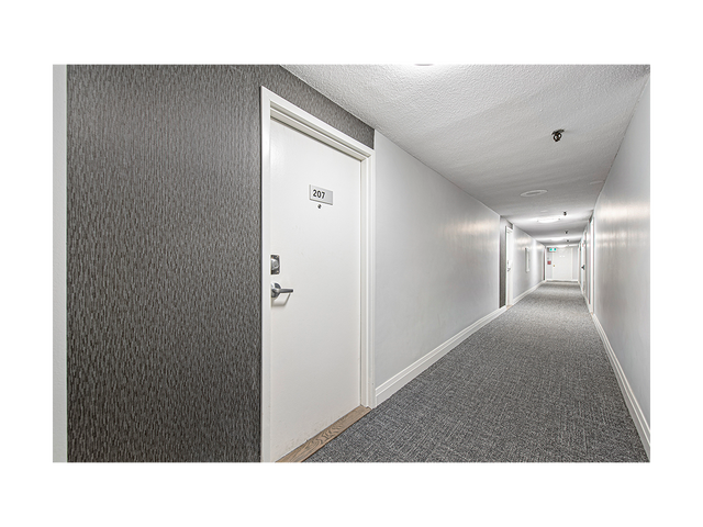 2 Bedroom Apartment for Rent - 2737 Kipling Avenue - Photo 9