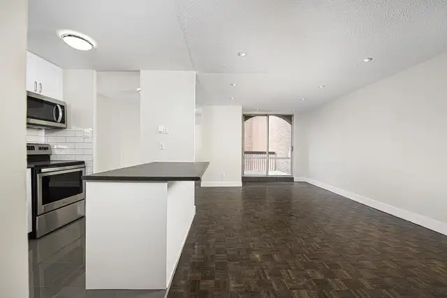 2 Bedroom Apartment for Rent - 7280 Darcel Ave - Photo 19