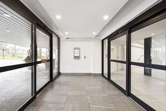 2 Bedroom Apartment for Rent - 2757 Kipling Avenue - Photo 7