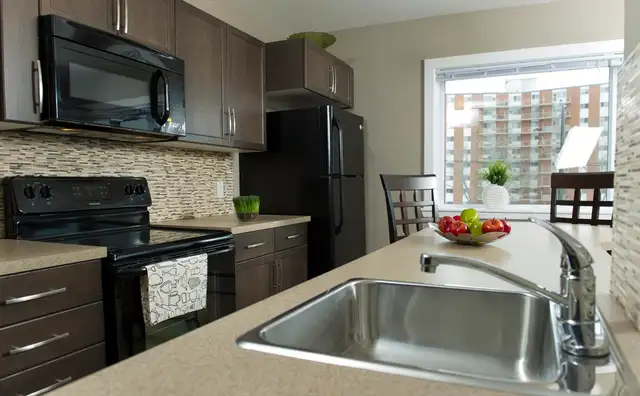 St Vital - 1 BR - June 1st / Caretaker position available! - Photo 5