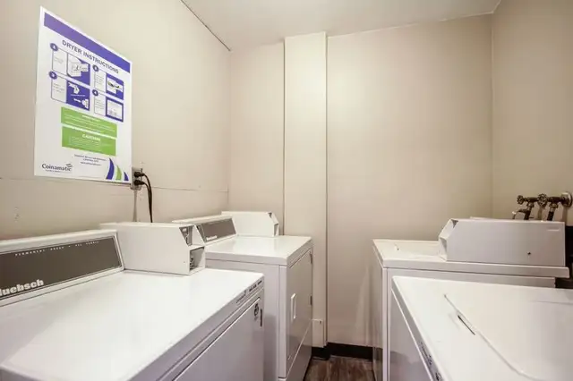 2 Bedroom Apartment available in Fergus - Photo 11