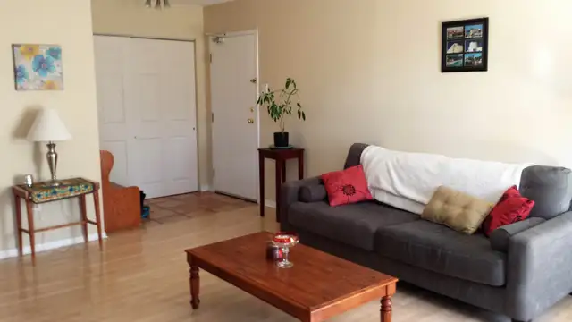 23-028 2 bed condo nestled in the heart of Bedford - Photo 3