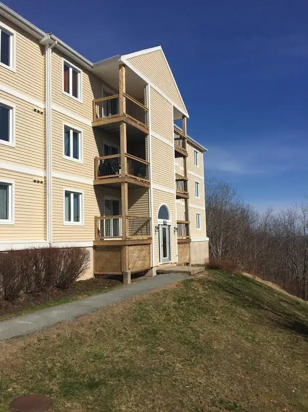 23-028 2 bed condo nestled in the heart of Bedford - Photo 13