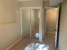 FANTASTIC LOCATION! Modern 2 Bedroom Unit ~ Washer and Dryer - Photo 8