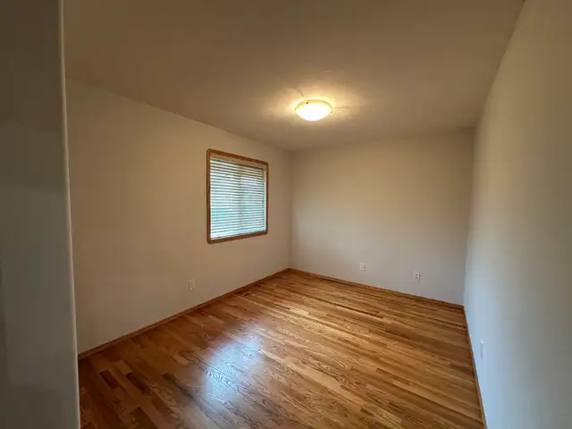 Double Attached Garage, Desirable Rosedale Duplex! - Photo 14