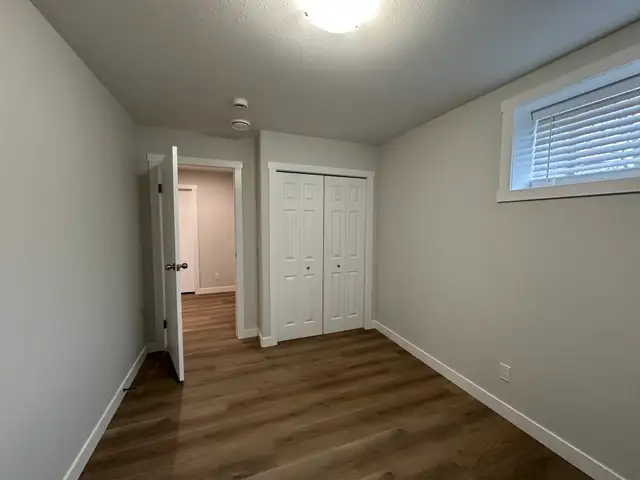 Double Attached Garage, Desirable Rosedale Duplex! - Photo 18