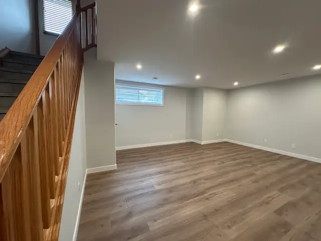 Double Attached Garage, Desirable Rosedale Duplex! - Photo 19