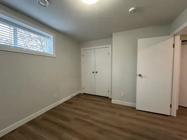 Double Attached Garage, Desirable Rosedale Duplex! - Photo 24