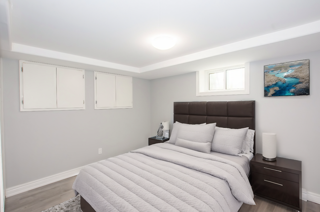 170 Southworth St N, Welland - 2 Bedroom Lower Unit - Photo 11