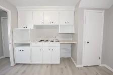 355 Glenridge Ave, St. Catharines - All Inclusive Bachelor - Photo 3