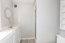 355 Glenridge Ave, St. Catharines - All Inclusive Bachelor - Photo 8