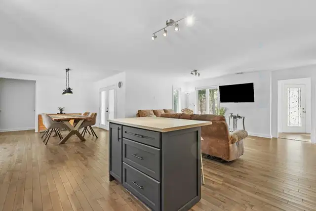 Belle propriété intime, garage, forêt à l'arrière, St-Colomban - Photo 5