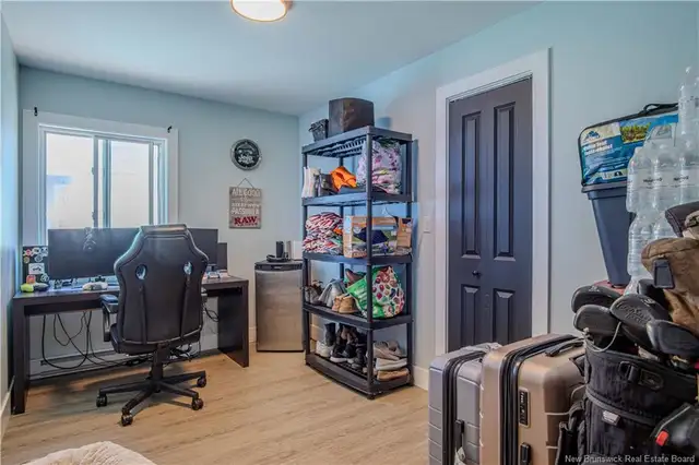 Large 3 Bedroom - $1900/mt. Plus Utilities - Available May. 1st - Photo 7