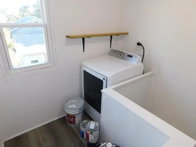 HFX Peninsula Upper Flat/2bed den/1bath/Heat-pump - VIDEO TOUR! - Photo 19