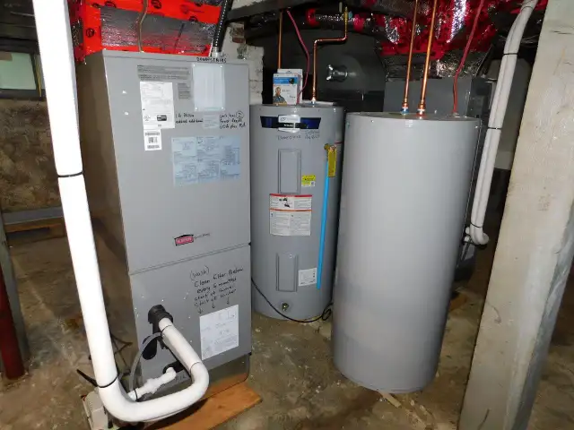 HFX Peninsula Upper Flat/2bed den/1bath/Heat-pump - VIDEO TOUR! - Photo 21