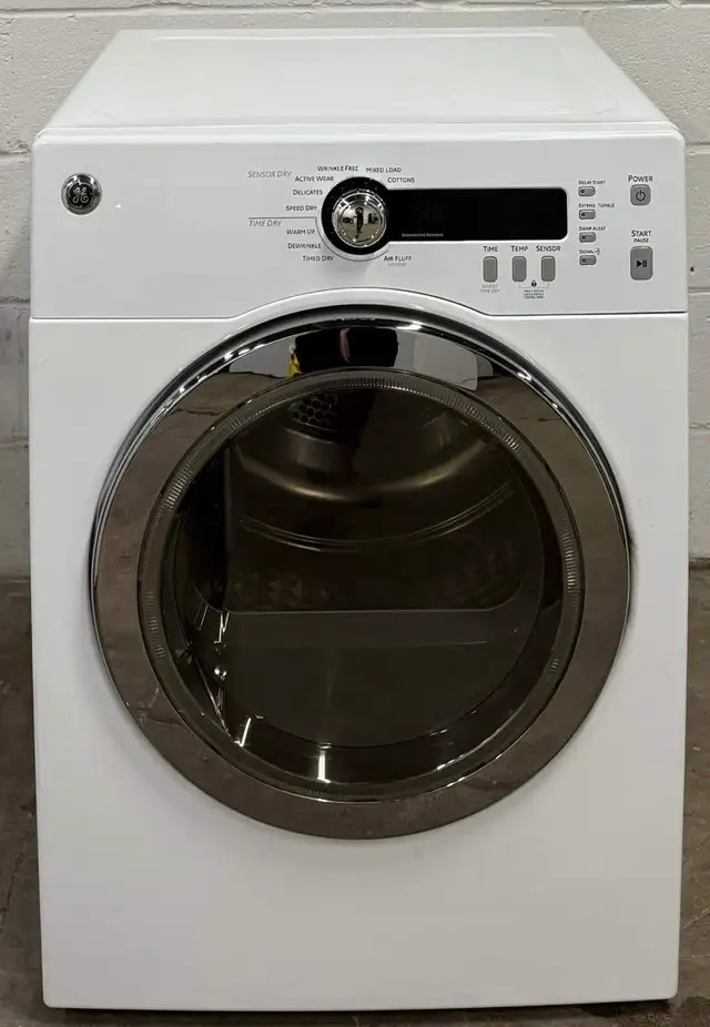 Apartment Size Dryer "GE" H33/W24/D26