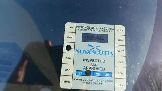 2004 GMC Sierra - Photo 5