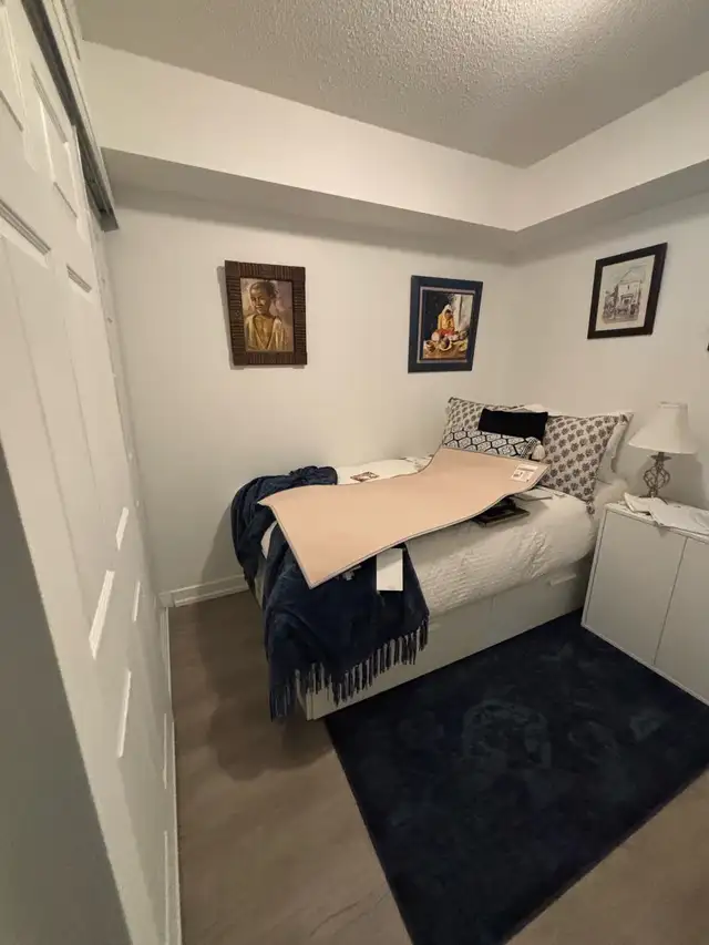 ️ 2 Bedroom Condo with Parking & Locker – Great Location! - Photo 4