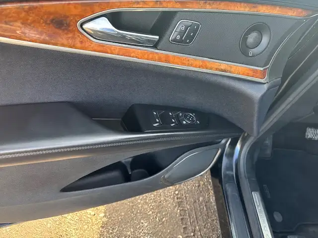 2016 Lincoln MKX Reserve 2.7L- WARRANTY INC, LEATHER, PANO ROOF, - Photo 9