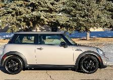 2012 MINI COOPER S BAKER STREET EDITION - FWD - 5 SPEED M - Photo 4