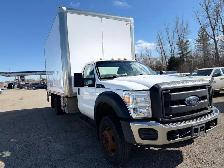2015 Ford Super Duty F-550 DRW Cube Van Dually - Photo 2