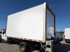 2015 Ford Super Duty F-550 DRW Cube Van Dually - Photo 5