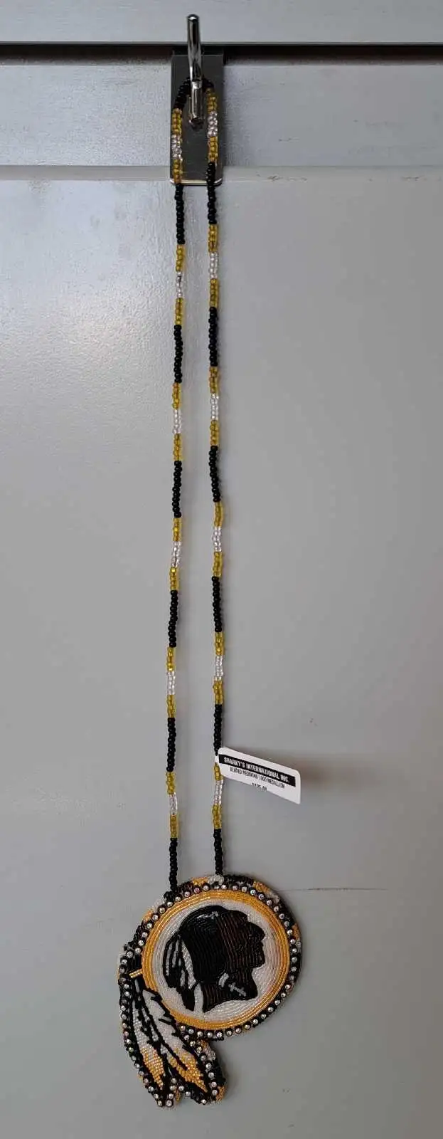 Beaded Redskins Medallion (32433056)