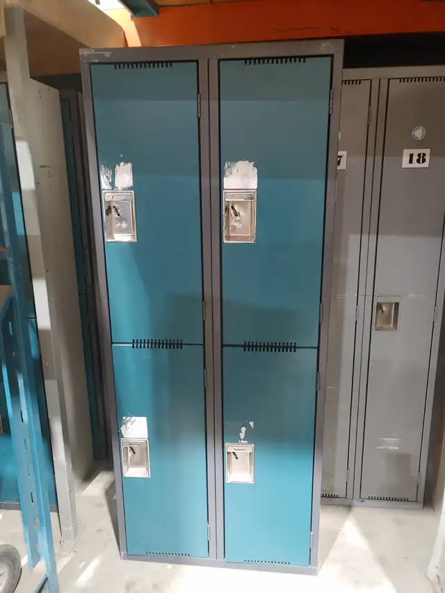 PRE-OWNED METAL LOCKERS ( DOUBLES) - Photo 2