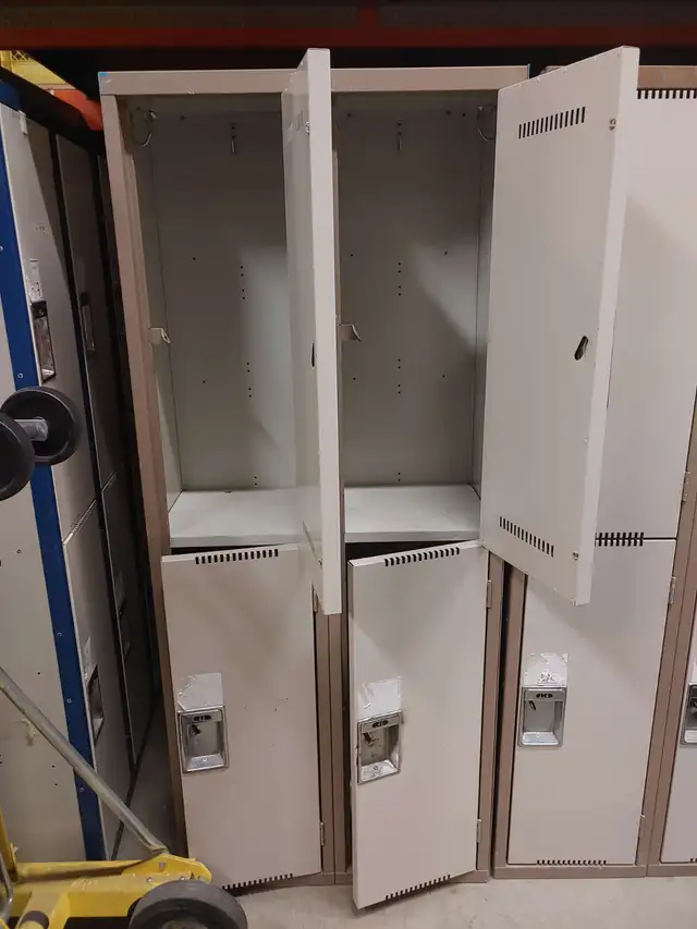 PRE-OWNED METAL LOCKERS ( DOUBLES) - Photo 3