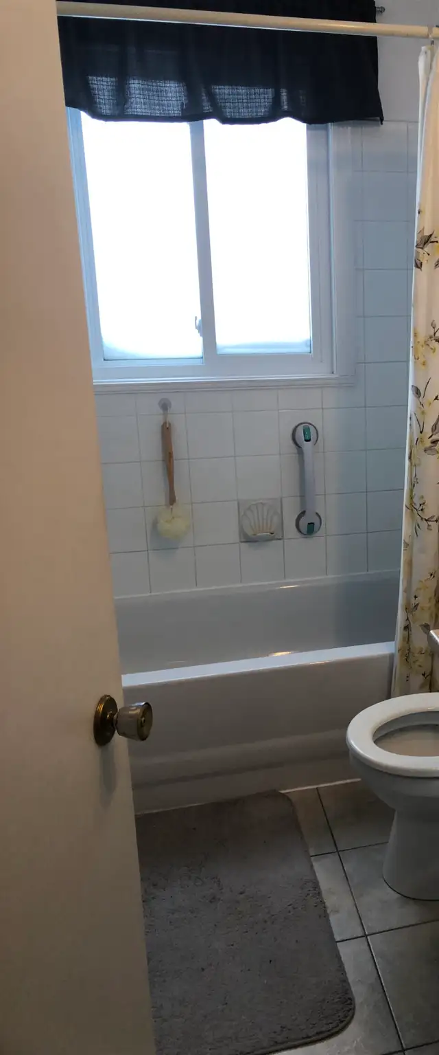 TRÈS BEAU LOGEMENT À LOUER À GRANBY 4 1/2 libre 1 juillet - Photo 8