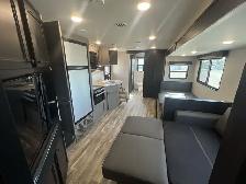 2022 Starcraft 252RB SPACIOUS, REAR BATH - Photo 4