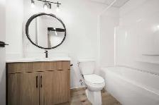 Modern 1 Bedroom Apartment! Available May 1st! - Photo 5