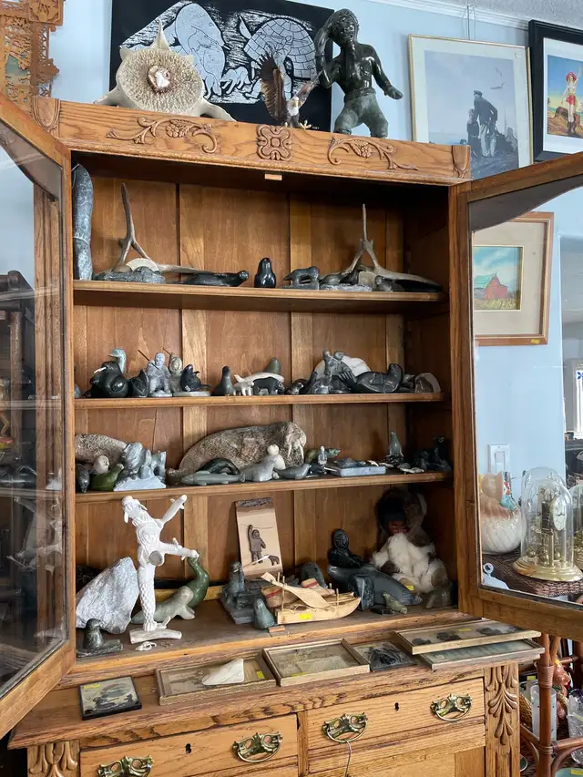 Indoor Garage sale - Photo 5