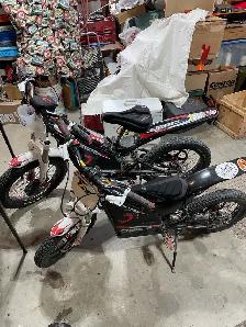 Indoor Garage sale - Photo 8